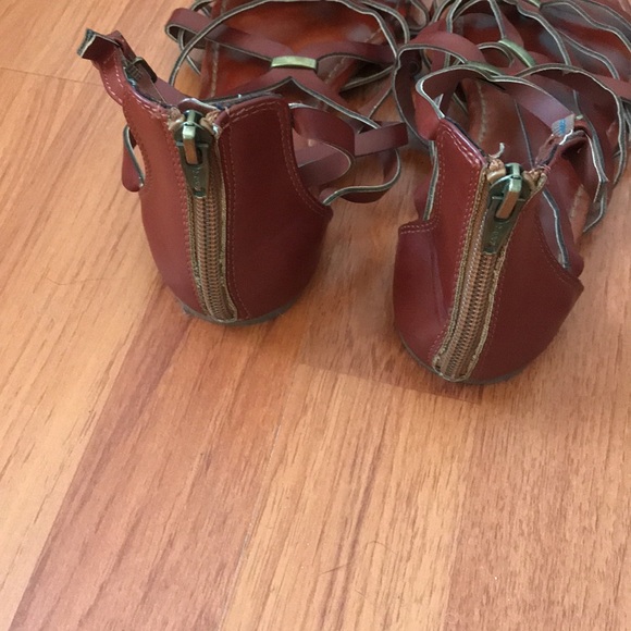 UniversalThread sandals - Picture 4 of 5